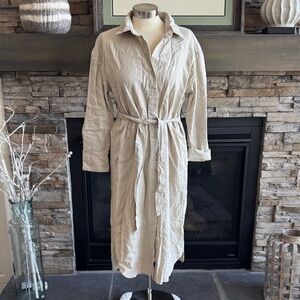 Banana Republic Beige Long Sleeve Dress